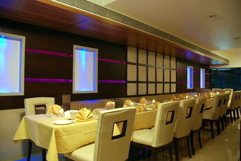 The Oriental Residency होटल 3*